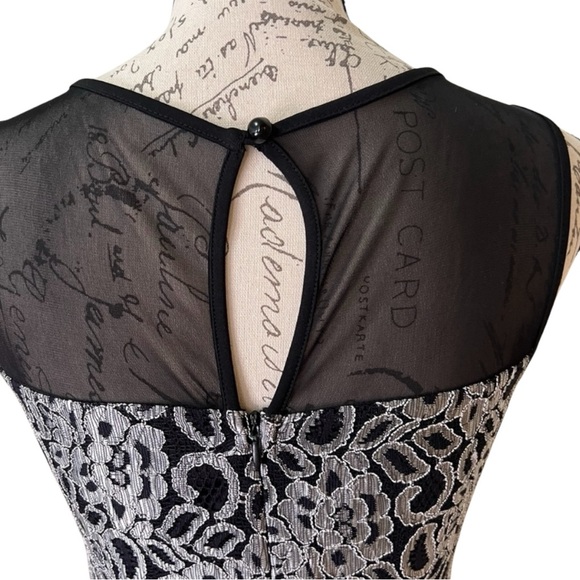 Valerie Bertinelli | Women’s Black Lace Dress Size Small - Picture 14 of 14